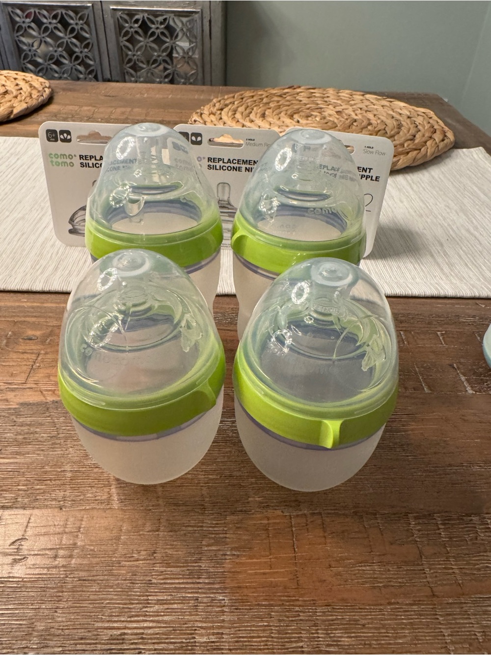 comotomo Green baby starter set